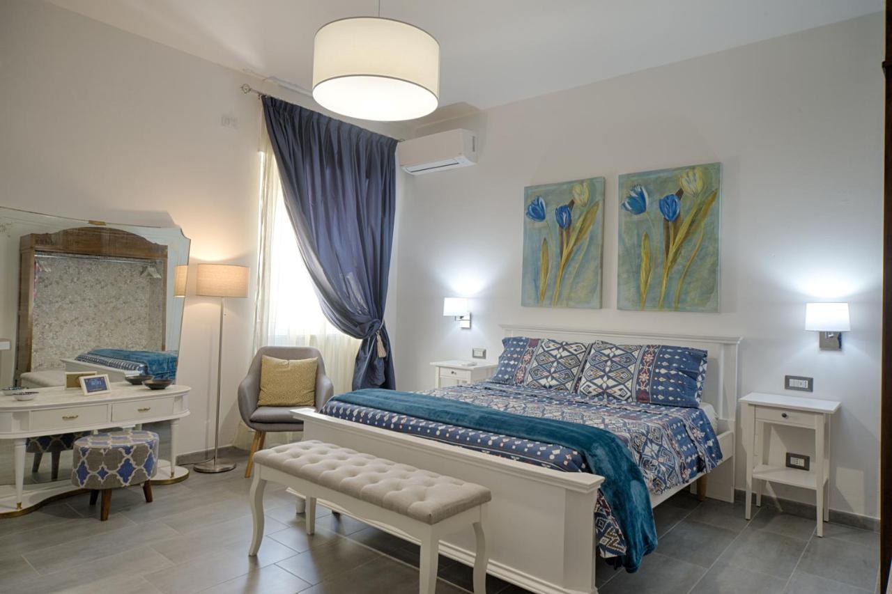 Cozy Guest House Downtown Olbia Exterior photo